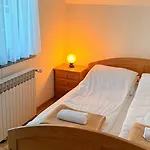 Gradska Kavana Gostinjska kuća Kupres (Canton 10)
