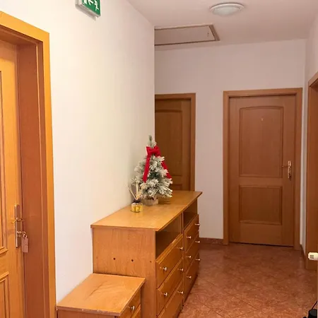 Gradska Kavana 3*