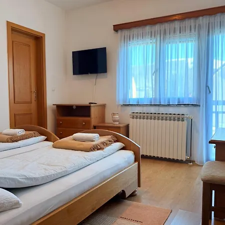 Vendégház Gradska Kavana