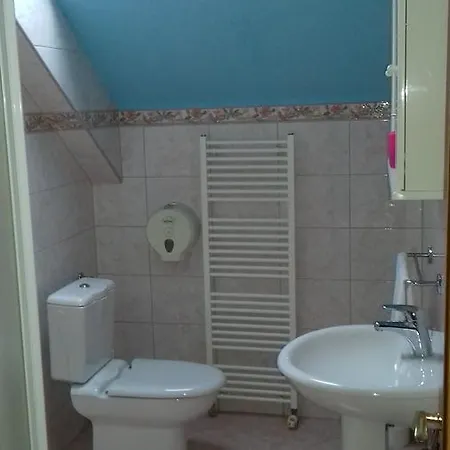 Casa de hóspedes Gradska Kavana 3*