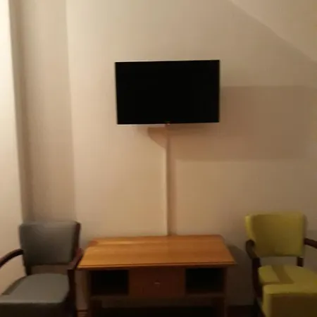 Casa de hóspedes Gradska Kavana 3*